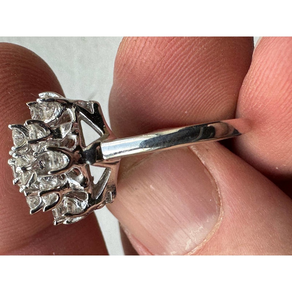 Vintage diamond and 14k white gold cocktail ring - Picture 6 of 11